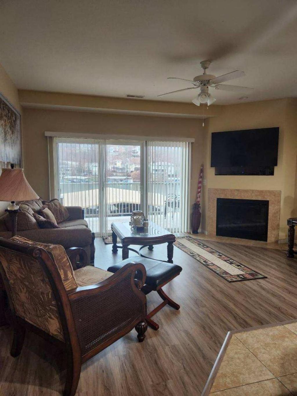 Perfect Condo, 31 Mm, Hoa Pool, Fishing Camdenton Kültér fotó